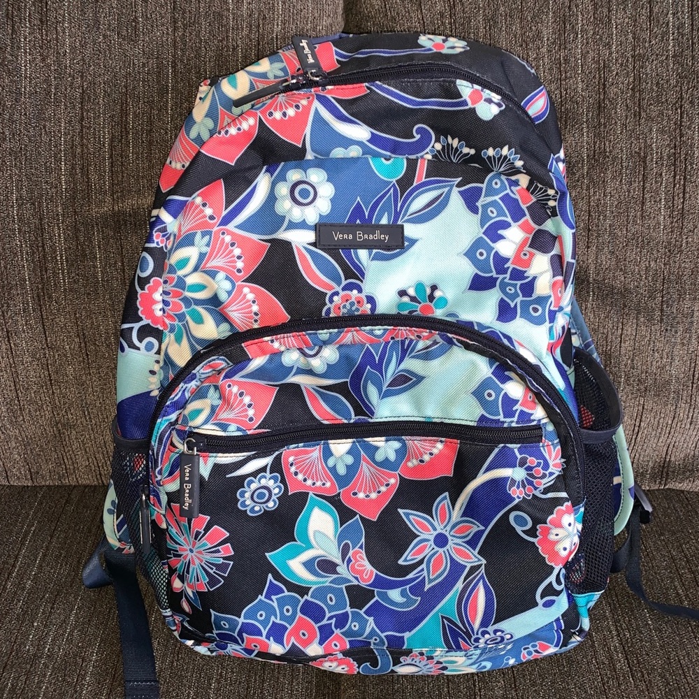 Vera Bradley lighten up grand backpack